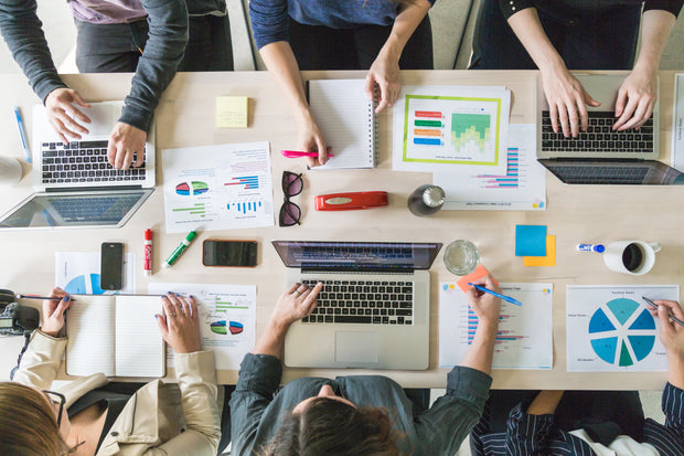 <strong>B2B SaaS und Hardware</strong>